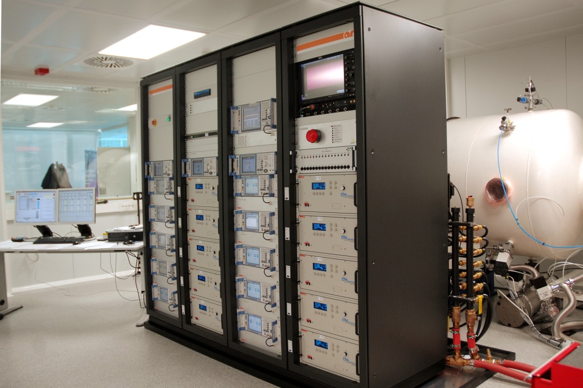 Multicarrier, control of phase and RF power Vals Space