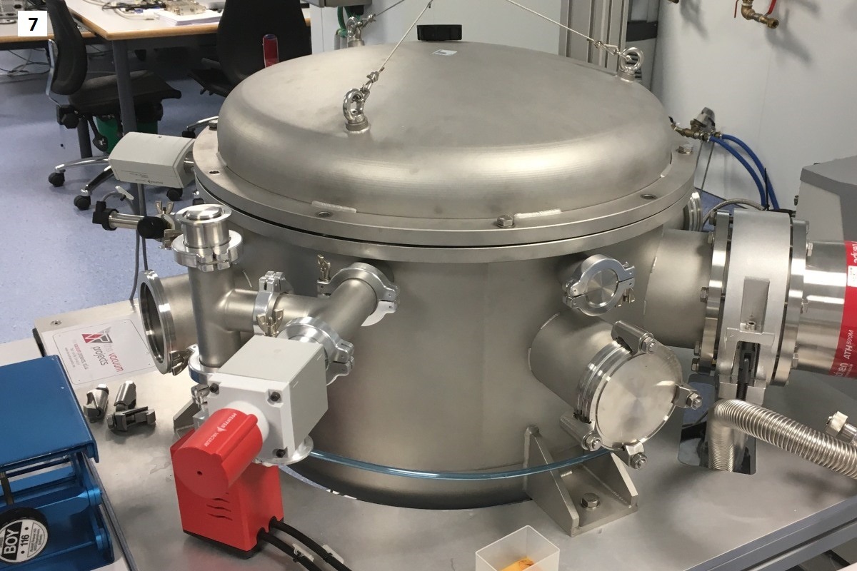 vacuum chamber7