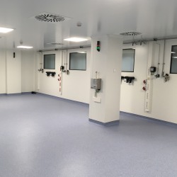 ISO7 and ISO8 clean rooms